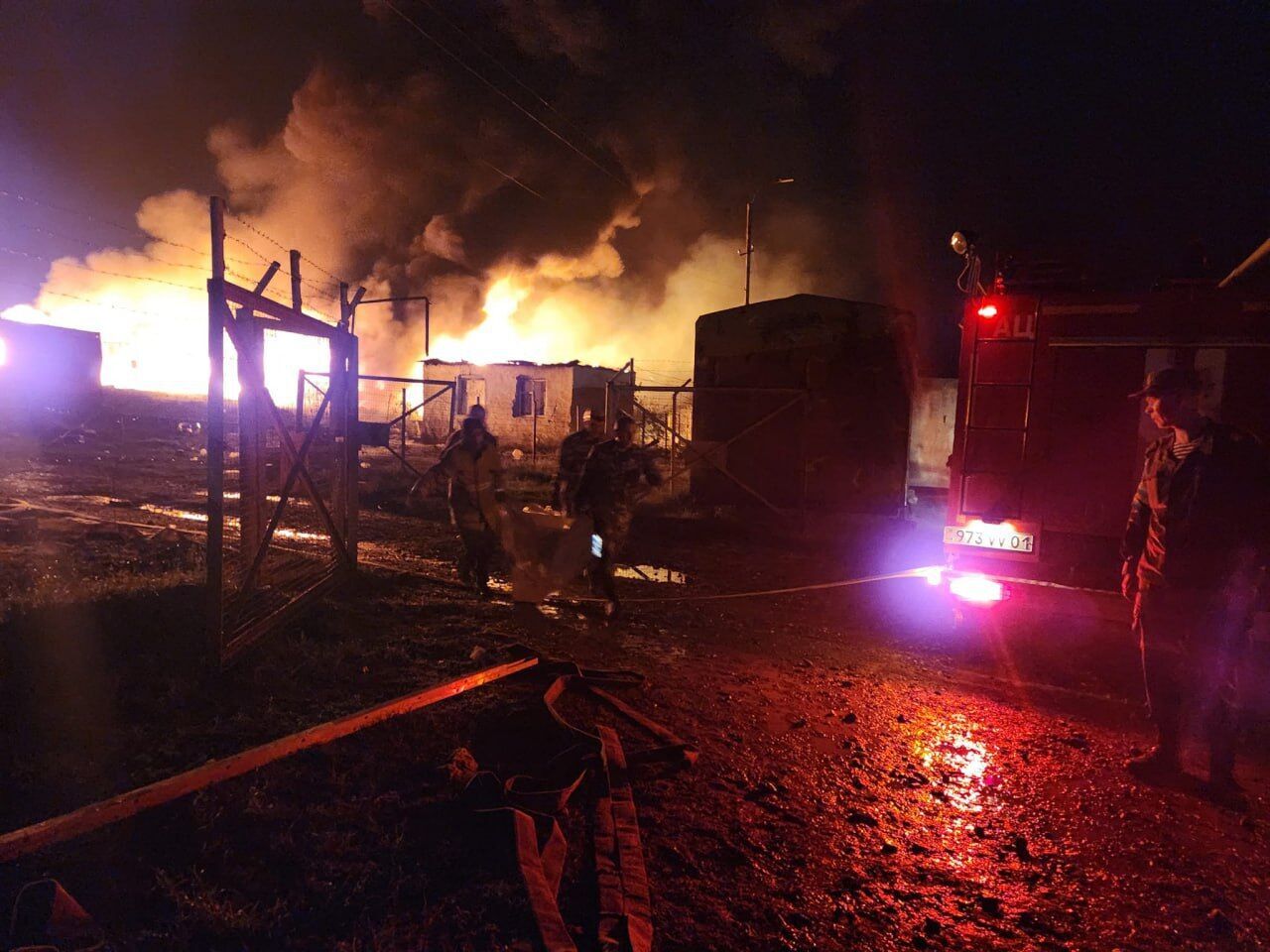 У Нагірному Карабасі трапився вибух на складі бензину: є загиблі й майже 300 постраждалих. Фото і відео