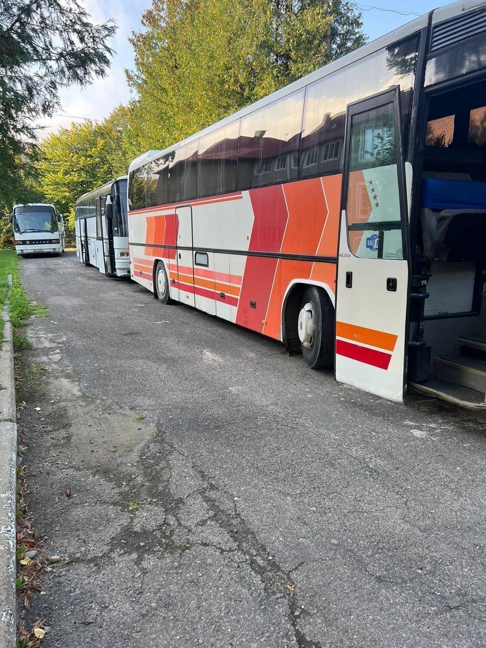 Пожар в комплексе "Сияние Карпат": в КГВА рассказали о состоянии 148 детей из столицы, отдыхавших на Прикарпатье. Фото