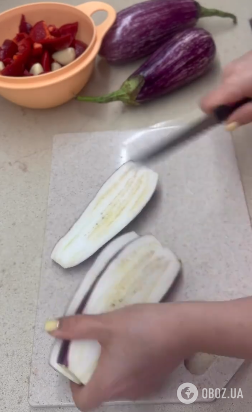 Как вкусно закрыть баклажаны на зиму: можно есть как салат или добавлять в кашу