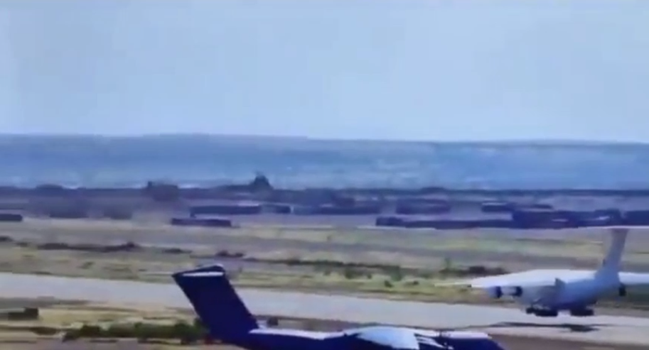 Появились кадры крушения Ил-76 в Мали: погибли 140 наемников ЧВК "Вагнер". Видео