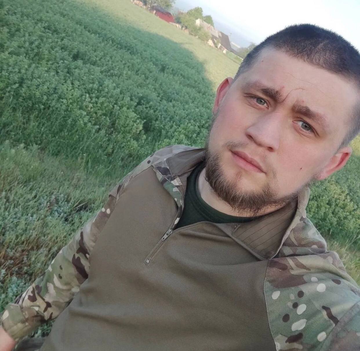Стал на защиту Украины в 2016 году: в Донецкой области погиб воин-разведчик Денис Янковец. Фото