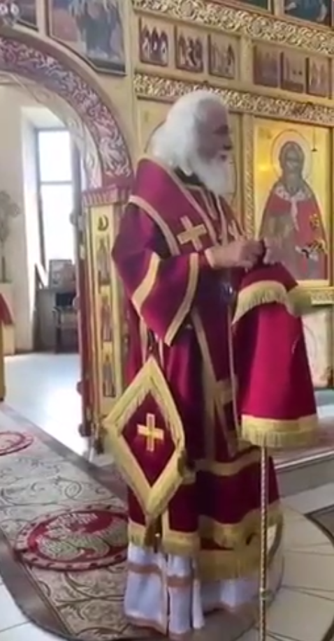 У Тверській області єпископ РПЦ змусив публічно каятися священика за молитву про мир, а не про перемогу. Відео 