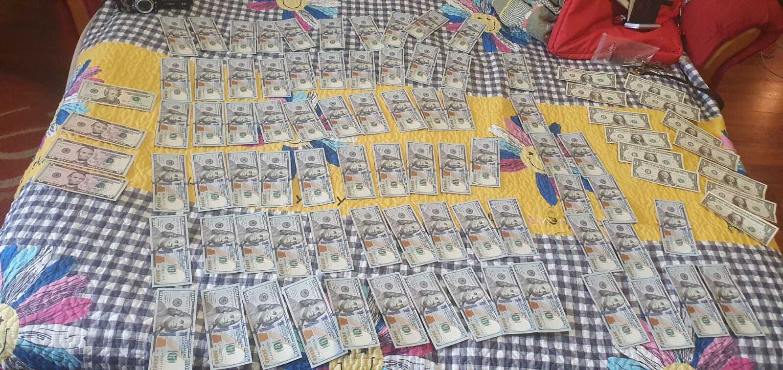 В Киеве чиновники медцентра и военкомата за $11 тыс. переправляли уклонистов через границу. Фото