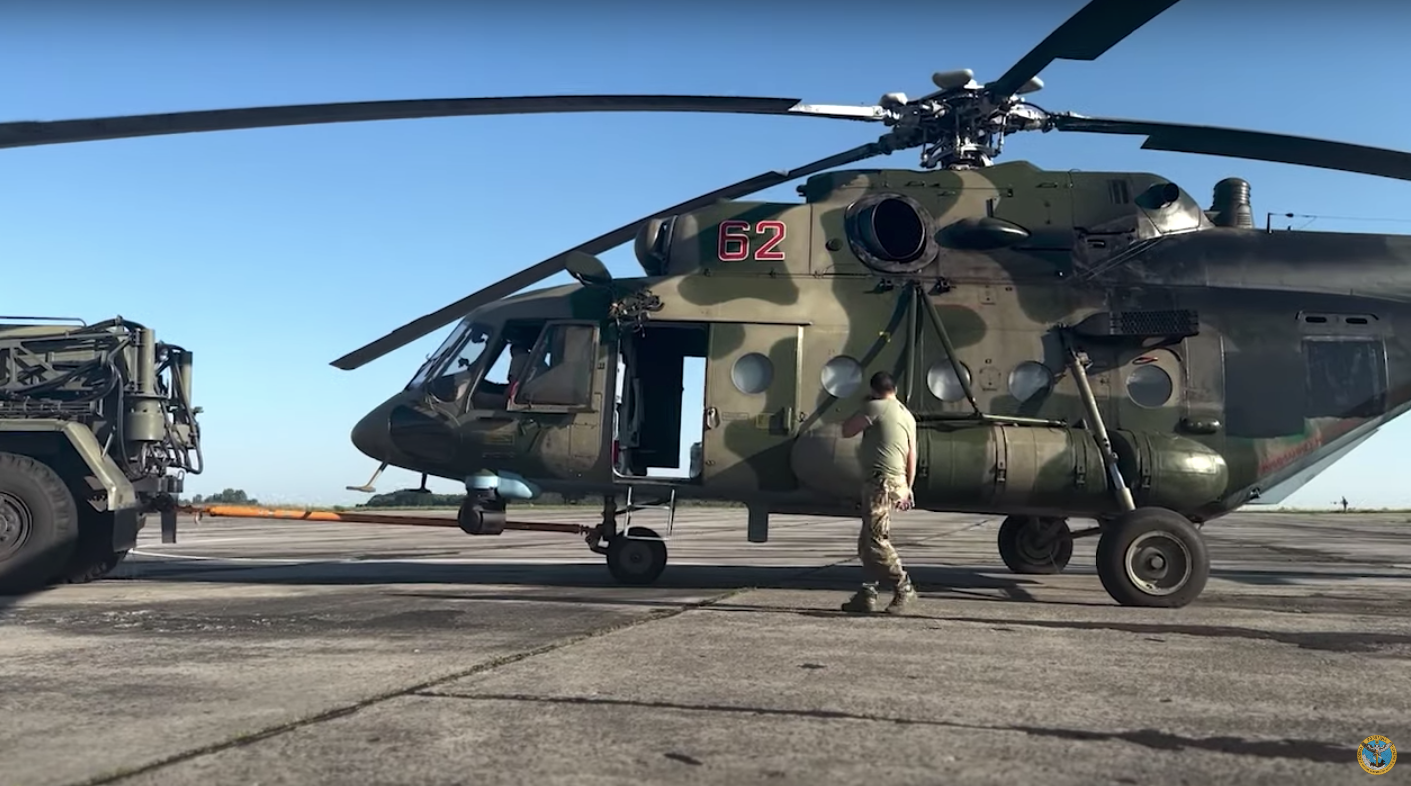 "Ви багато чого не знаєте": російський пілот, який перегнав в Україну Мі-8, закликав інших окупантів зробити так само