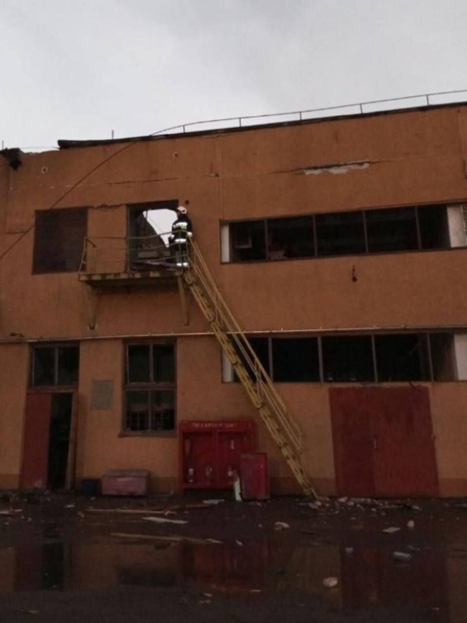 Оккупанты атаковали Одесщину ударными БПЛА: повреждены здания и сельхозтехника. Фото