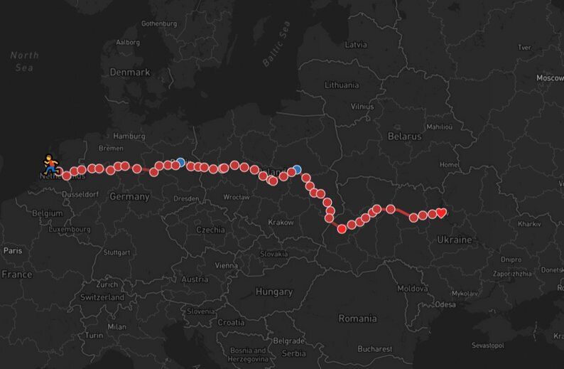 "Посмотрите вокруг – жизнь идет": нидерландец устроил забег из Амстердама в Киев, чтобы собрать деньги на скорые для Украины