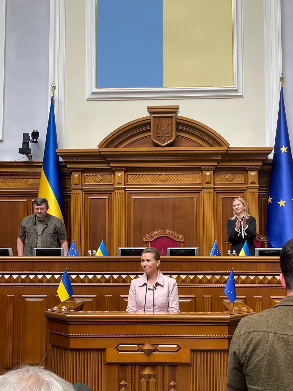 В Украину с визитом прибыла премьер-министр Дании: она выступила в Раде. Фото