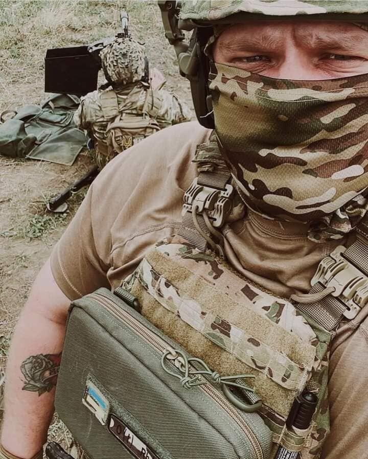 Вижив на фронті та загинув від травм у ДТП під Житомиром: бійця намагалися врятувати у реанімації