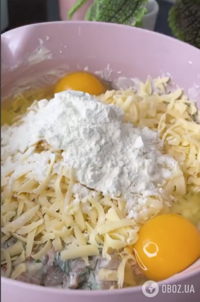 Сир та борошно для основи