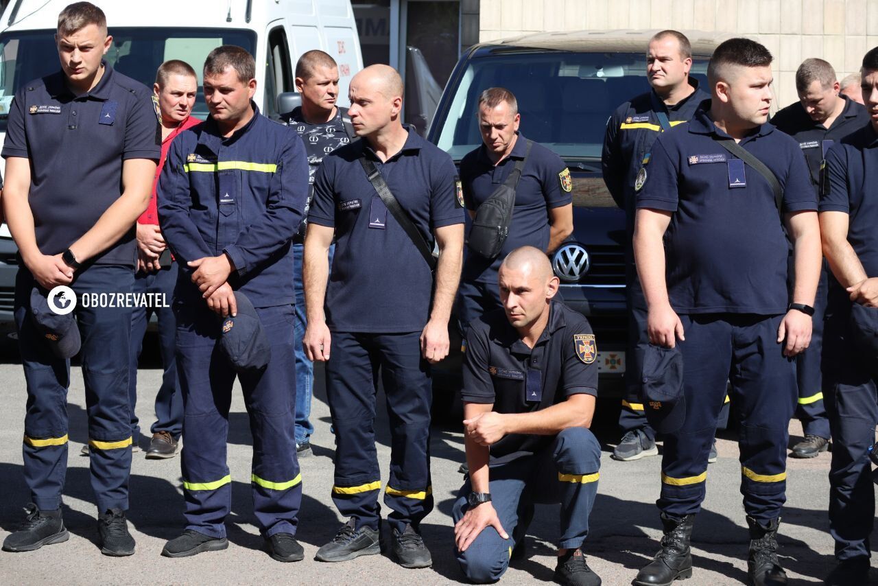 В Киеве простились со спасателем Русланом Кошевым, погибшим в первый день войны на аэродроме Гостомель. Фото и видео