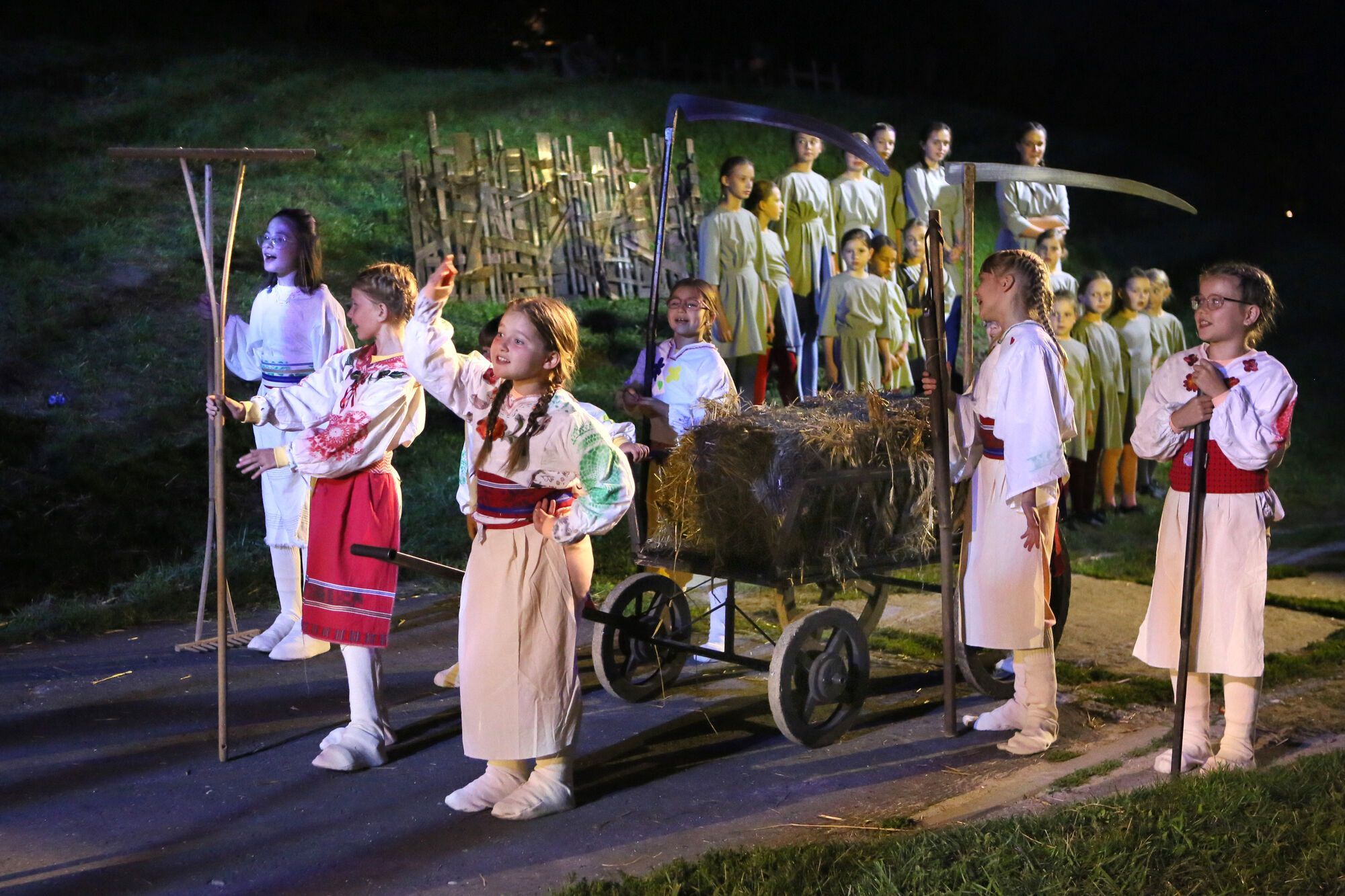Во Вроцлаве при поддержке фонда "Открытая музыка города" показал спектакль "Запорожец за Дунаем"