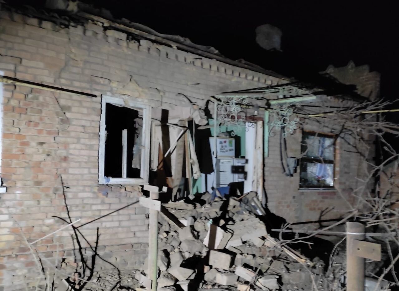 "Маємо справу з терористами": окупанти вночі атакували Дніпропетровщину, є приліт у підприємство. Фото