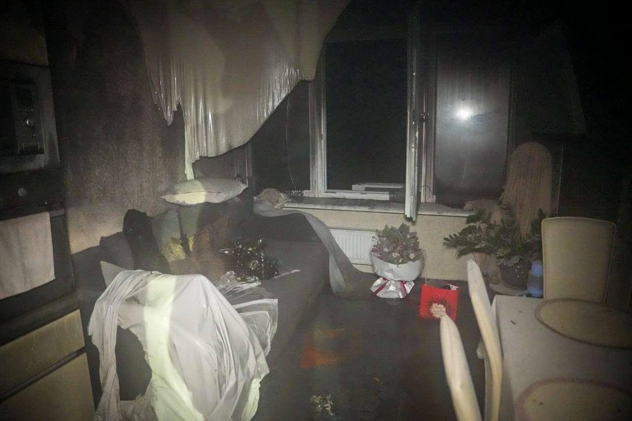 В Одесі внаслідок атаки "Шахедів" загинув підліток, є поранені: у житлових будинках виникли пожежі