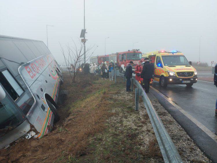 В Венгрии попал в ДТП автобус с украинцами: есть раненые. Фото