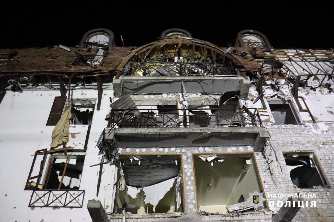 Росіяни обстріляли середмістя Харкова: є руйнування цивільних об'єктів, постраждали люди. Фото і відео