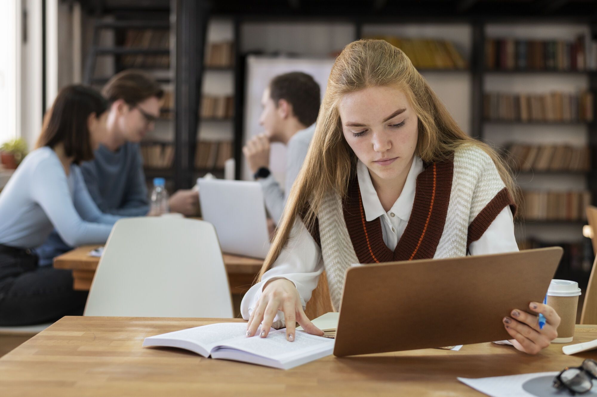 Преподаватели и студенты Харьковского университета им. Сковороды выступили против объединения с Каразина: это хуже, чем обстрел ракетами