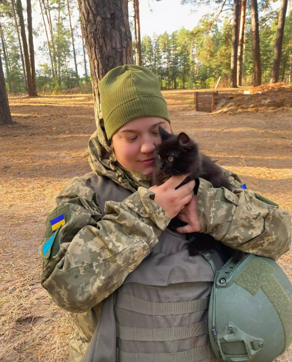 Через неделю должна была выйти замуж: на Харьковщине героически погибла защитница, которая перед этим потеряла на войне отца