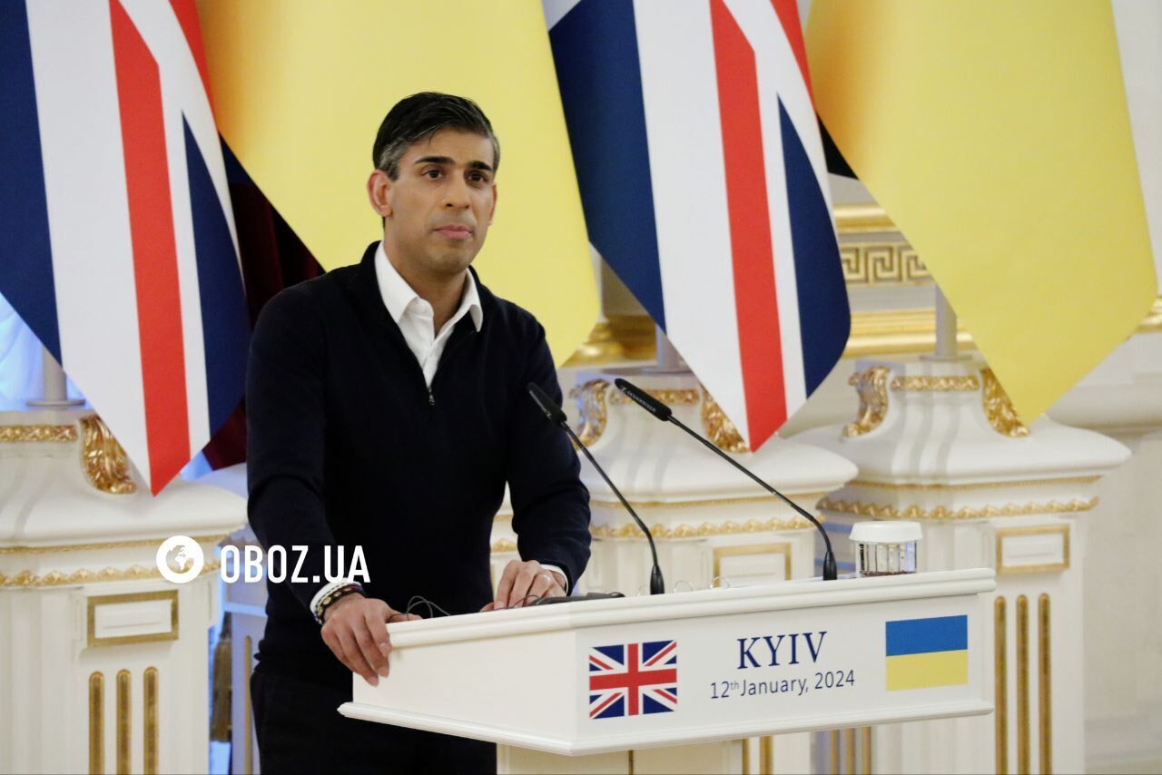 "Украинцы, Великобритания с вами!" Риши Сунак прибыл с визитом в Киев и объявил новый пакет помощи Украине. Фото и видео