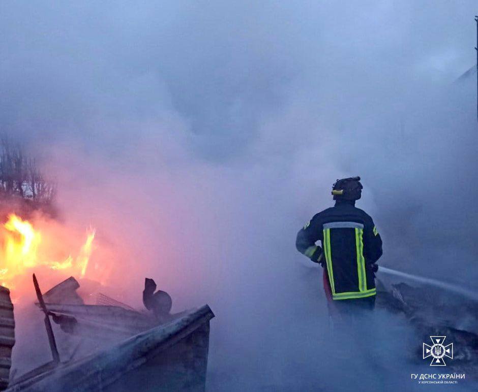 Саме ліквідовували пожежу: в ДСНС розповіли, як окупанти вдарили дроном-камікадзе по пожежниках. Фото