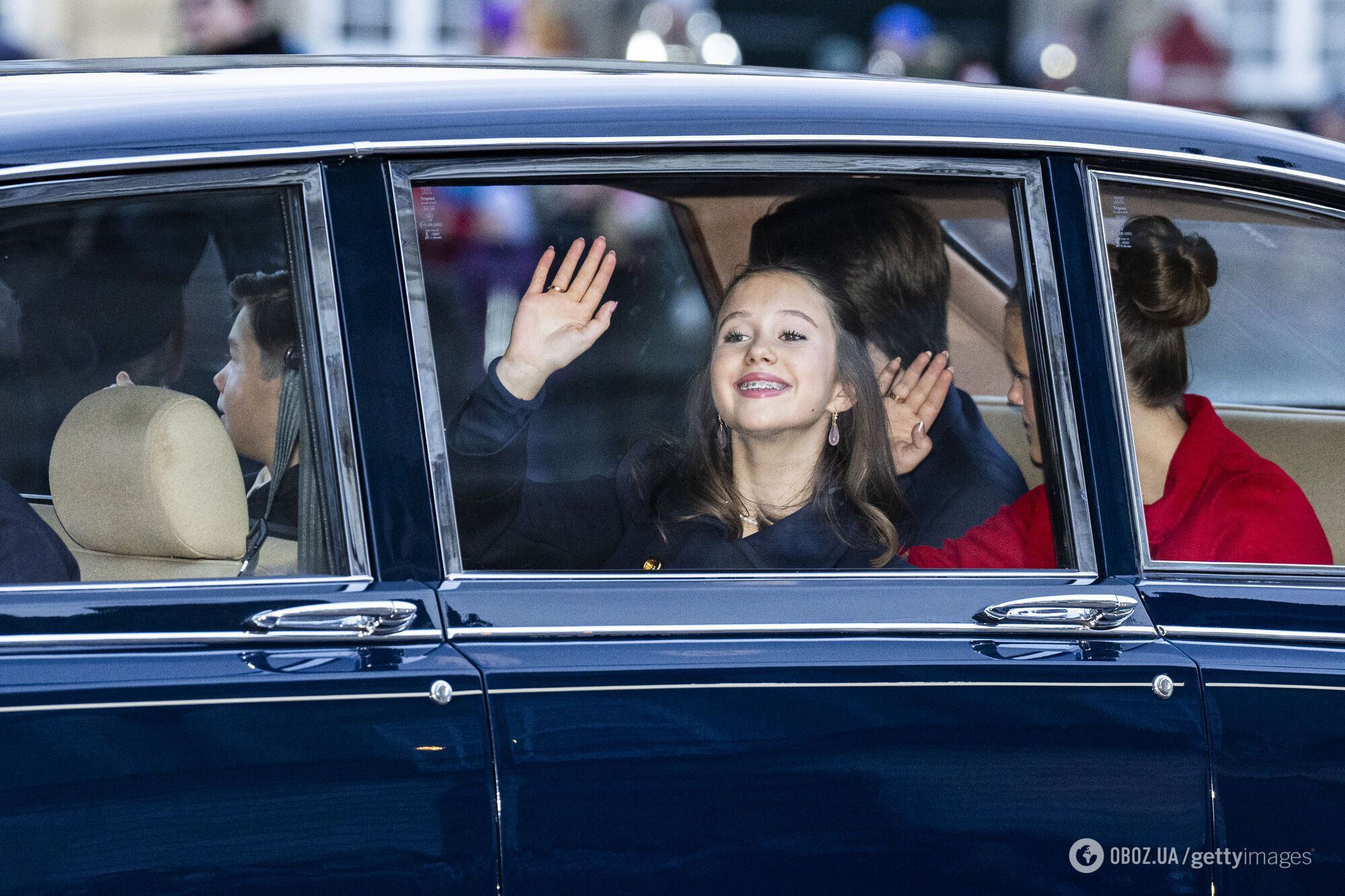 Луи в юбке. 13-летняя принцесса Жозефина украла все внимание публики на церемонии провозглашения Фредерика X королем Дании