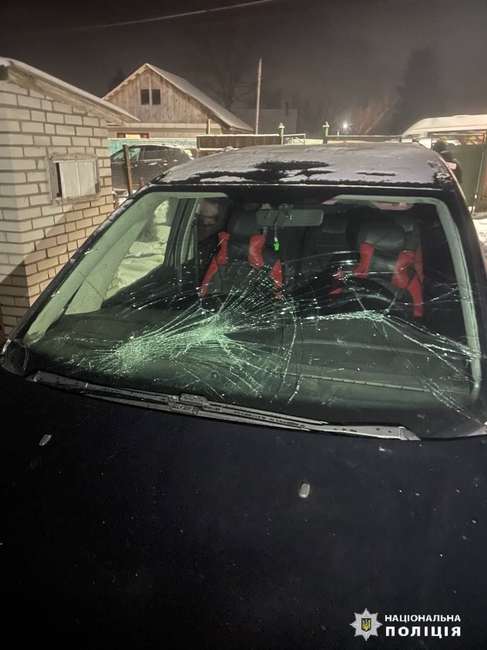 На Київщині водій легковика збив 16-річного хлопця та втік з місця ДТП. Фото