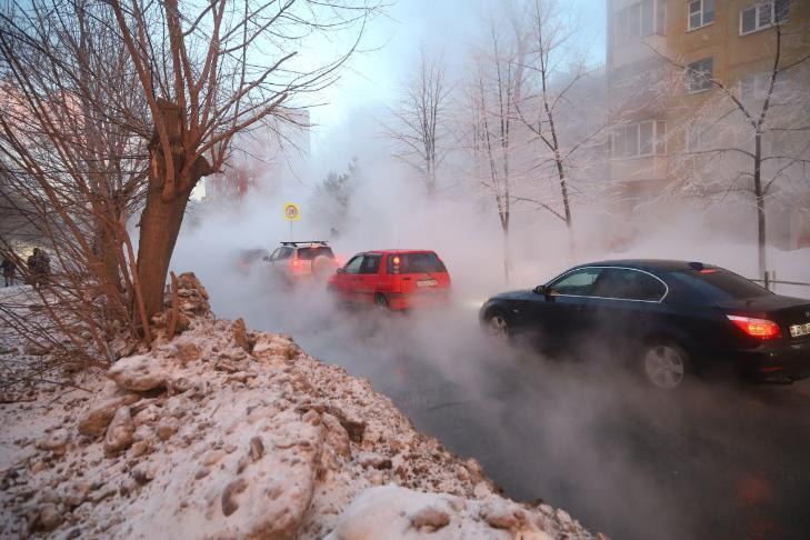 В Новосибирске в РФ сотни домов остались без отопления из-за аварии: ночью ожидается -25 градусов. Фото и видео