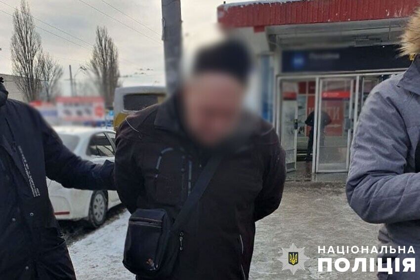 У Києві затримали рецидивіста, який на Троєщині вбив та пограбував свого товариша. Фото і відео