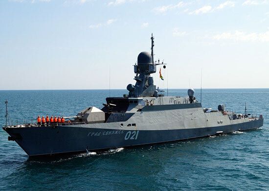 Росія вивела у Чорне море кораблі з сумарним залпом 16 "Калібрів": подробиці