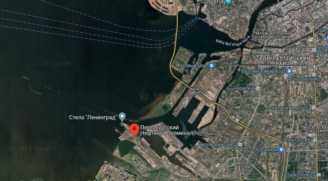 У Підмосков'ї лунали вибухи, під Санкт-Петербургом дрон атакував нафтовий термінал. Відео 