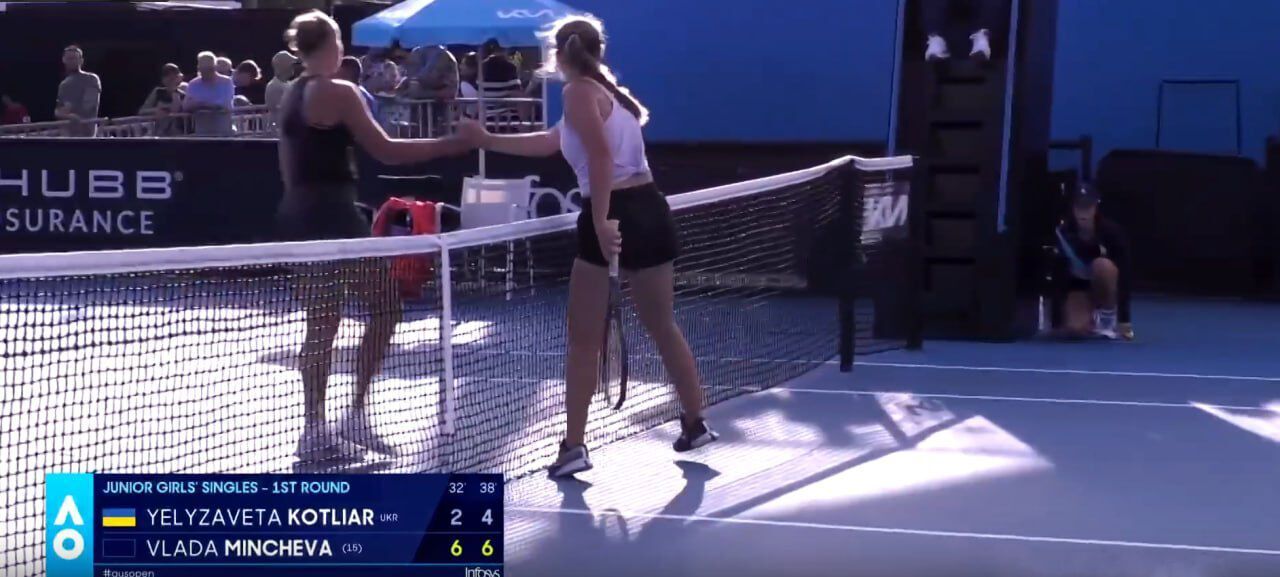 Батько української тенісистки пояснив, чому вона потиснула руку росіянці на Australian Open