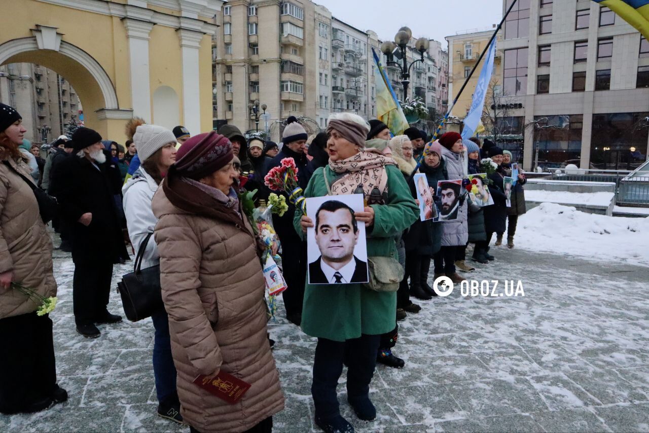 З портретами, квітами і лампадками: у Києві вшанували память перших загиблих Героїв Небесної сотні. Фото і відео