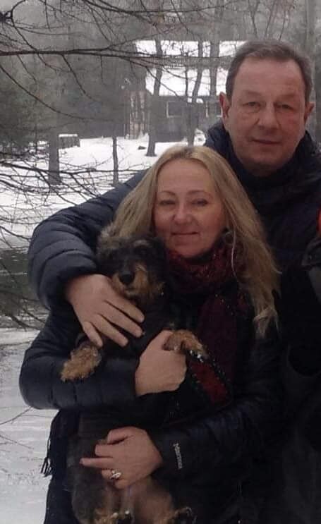 Супругов нашли в одной кровати с собаками: в Харькове во время российского обстрела погибли Юлия Брейнина и Валерий Конченков