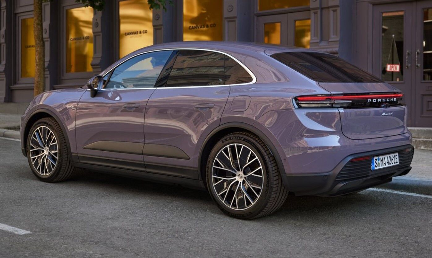 Porsche Macan EV