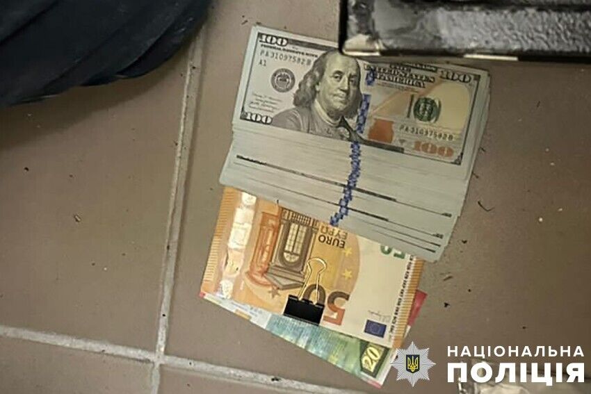 Щомісяця "заробляли" 5 млн грн: у Києві судитимуть ділків, які організували роботу нарколабораторії. Фото