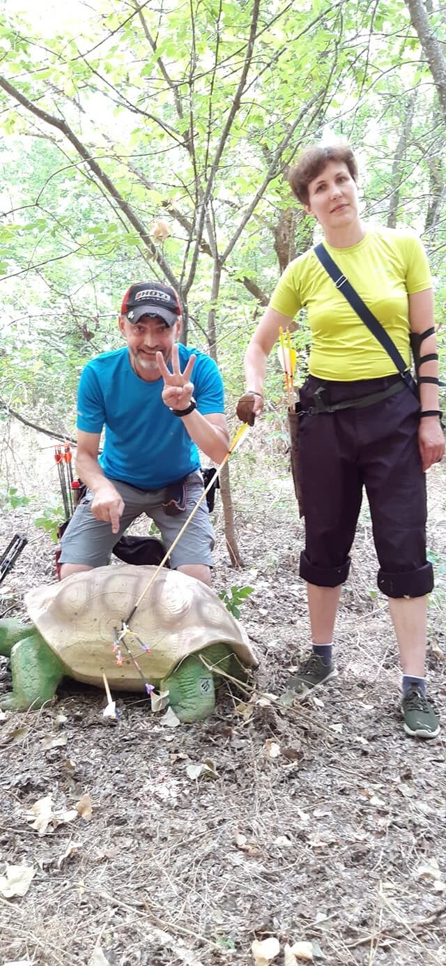 Невеста погибла, ее любимый выжил, но остался без ноги: подробности о погибших от российской ракеты в Харькове