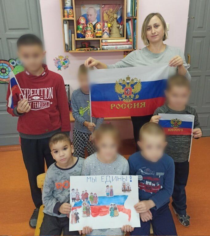 Семья российского оккупанта усыновила семилетнего украинца