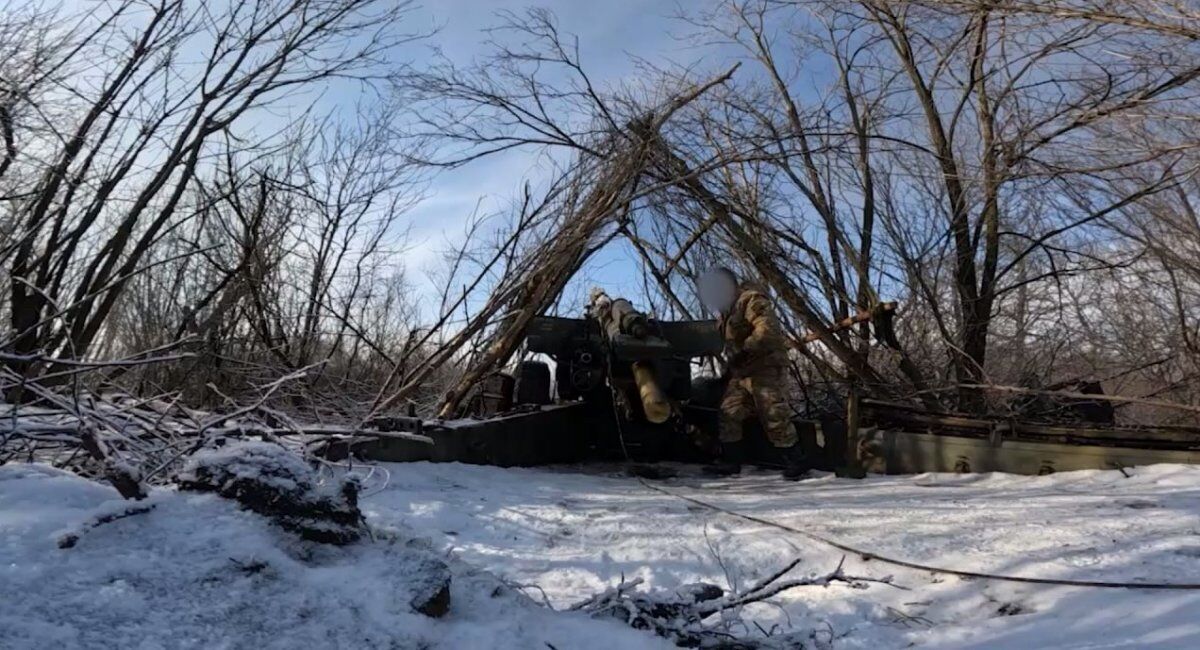 Довелося розконсервувати: окупанти почали застосовувати в боях проти ЗСУ гармати 1950-х років. Фото 