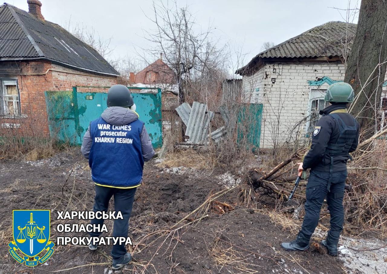 Оккупанты обстреляли Харьковщину: повреждено кладбище, ранены 4 человека. Фото