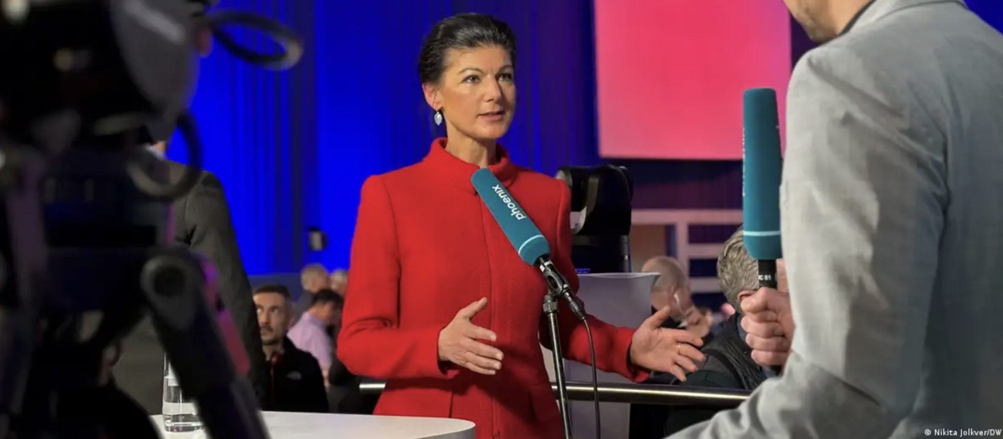 "Зеленський зможе обстрілювати Москву": що відомо про лідерку нової партії в Німеччині Сару Вагенкнехт, яка виступила проти передачі Taurus