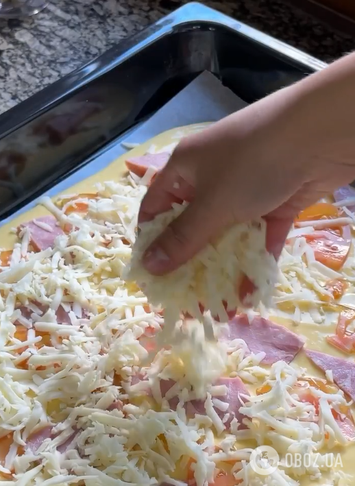 Элементарная пицца ''Минутка'' для сытного обеда: из какого теста приготовить