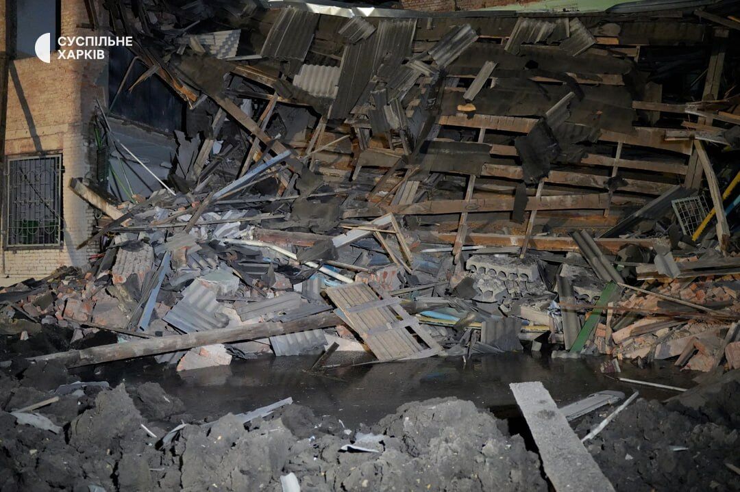 У Харкові знову пролунали вибухи: ворог обстріляв місто балістичними ракетами, зруйновано школу. Фото