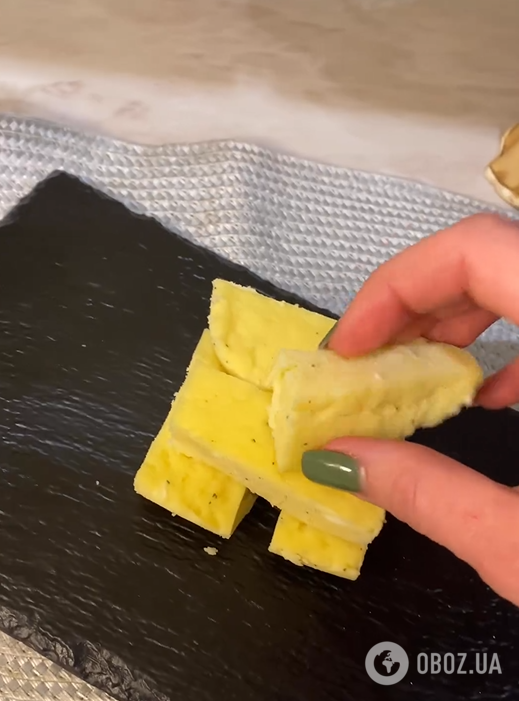 Из чего приготовить домашний плавленый сыр: бюджетный рецепт