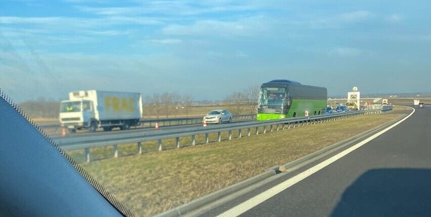 В Польше попал в аварию украинский автобус, в нем находились 50 человек: все подробности