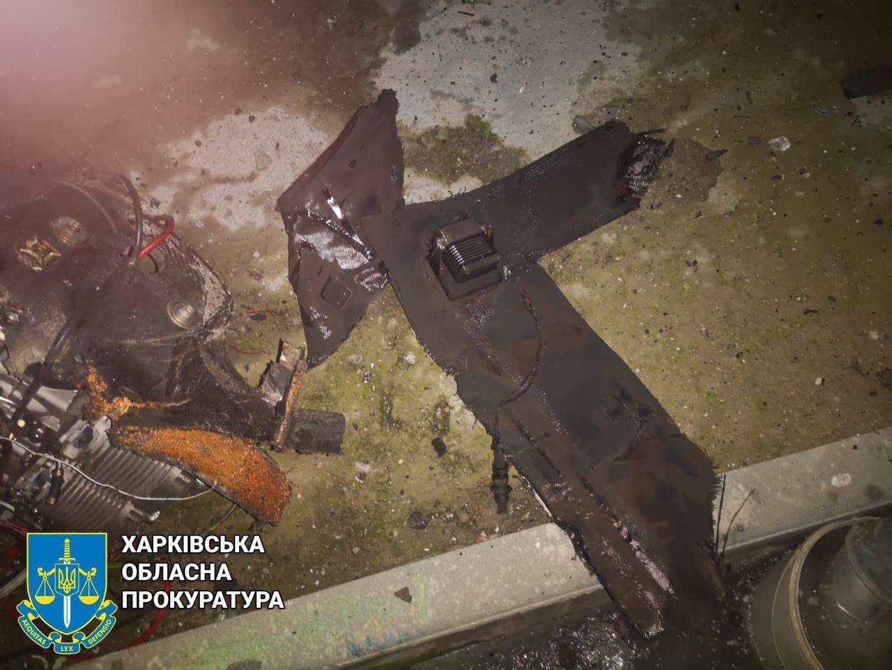Росія атакувала Харків "Шахедами": є влучання у житлову зону, спалахнула пожежа. Фото і відео