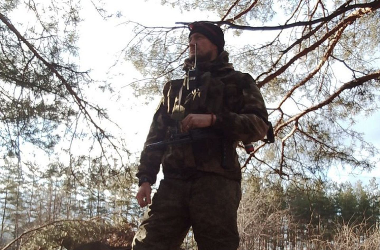 Звезда "Дома-2" уехал воевать в Украину, откуда родом его жена
