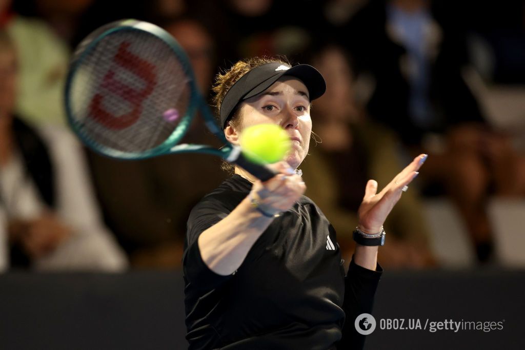 "Выстрелил мне в спину": Свитолина со слезами снялась с 1/8 финала Australian Open-2024