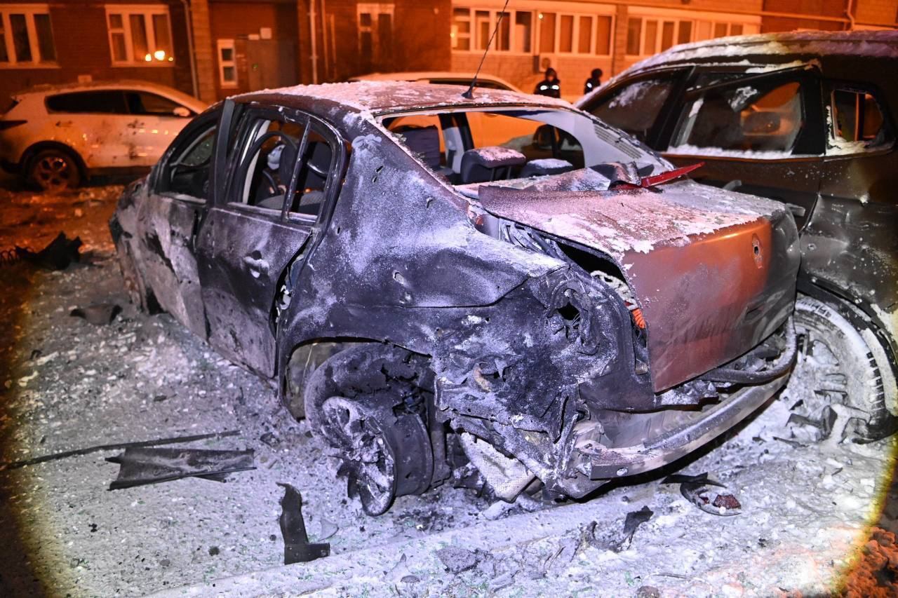 В российском Белгороде раздался мощный взрыв: есть повреждения. Фото и видео