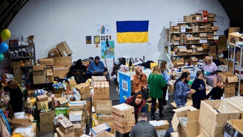 В "Гончаренко центрах" откроют бесплатные школы волонтеров
