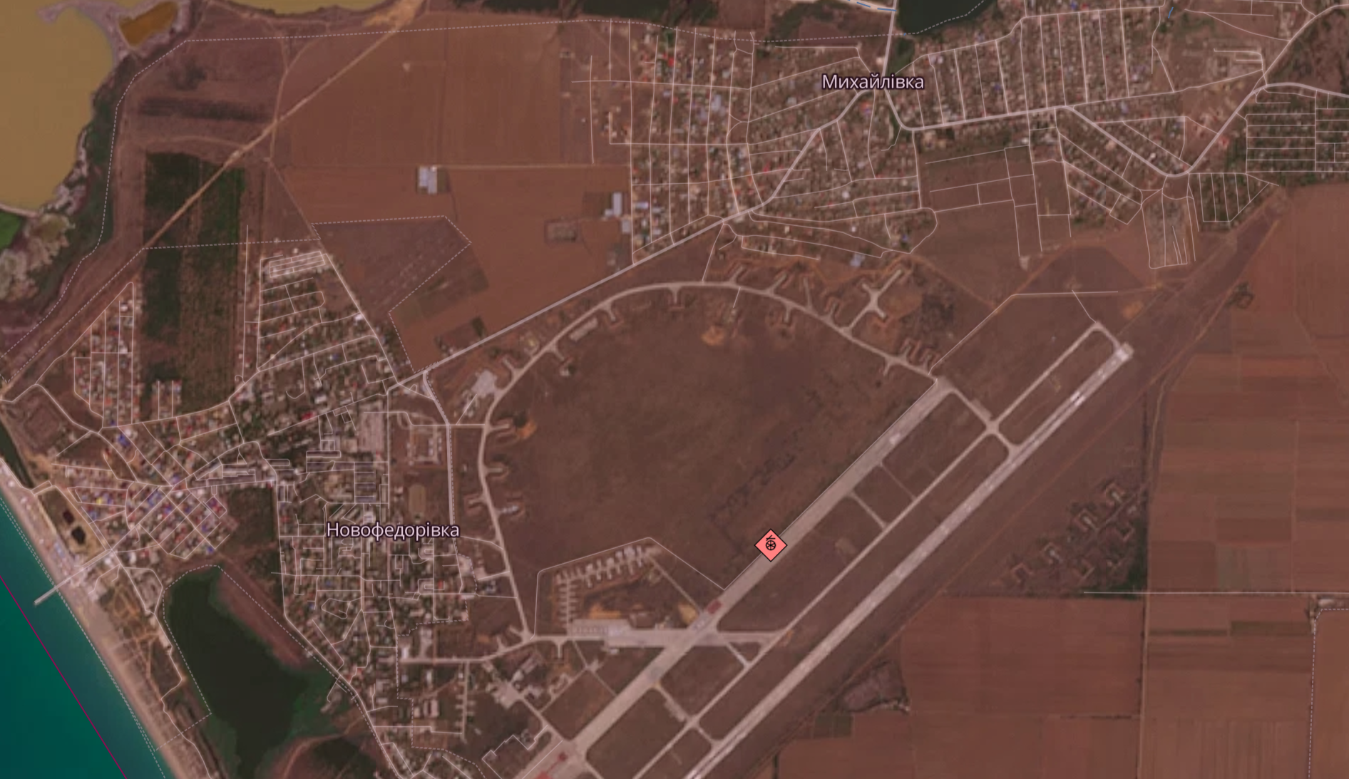 Де розташований аеродром "Саки", який уразили ЗСУ, і яку техніку там зберігав ворог: карта