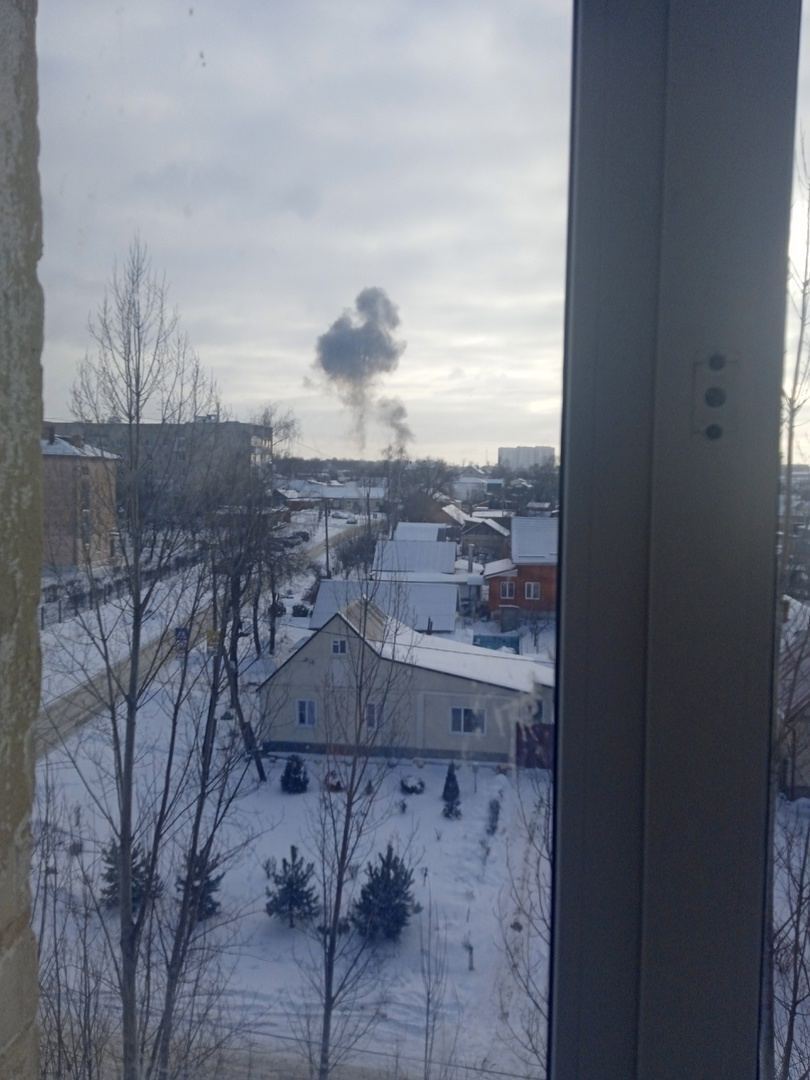 Под ударом была нефтебаза: ГУР устроило "бавовну" в Орловской области, в Курске также заявили об атаке дронов